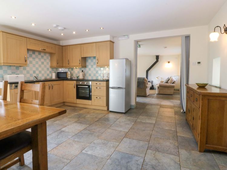 No 2 The Stables, listing photograph 10