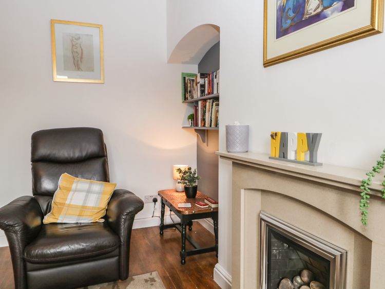 2 The Cottages, listing photograph 4