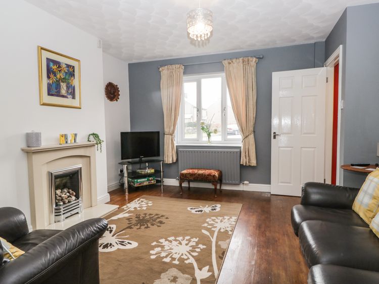 2 The Cottages, listing photograph 5
