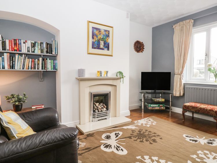 2 The Cottages, listing photograph 6