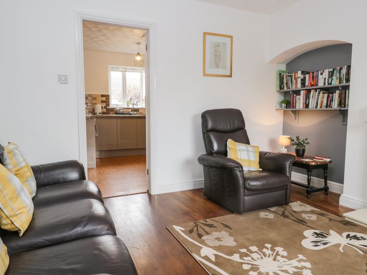 2 The Cottages, listing photograph 9