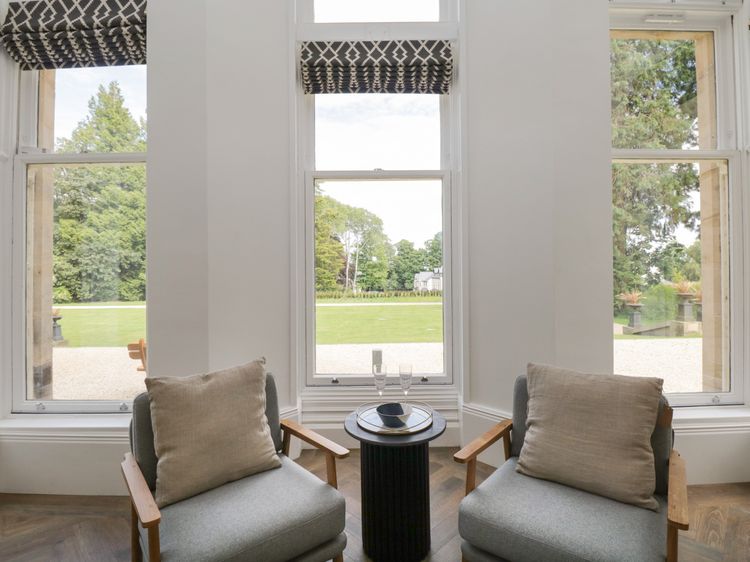 The Margaret Suite Stone Cross Mansion, listing photograph 9