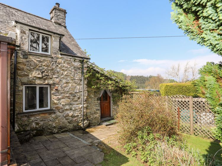 Gilfachwydd, listing photograph 2