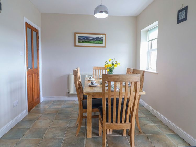 Ty Cerrig, listing photograph 8