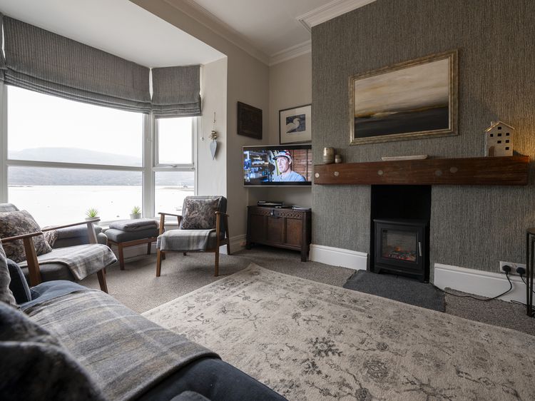Harbour View - Flat 2 - Tudor House, listing photograph 11