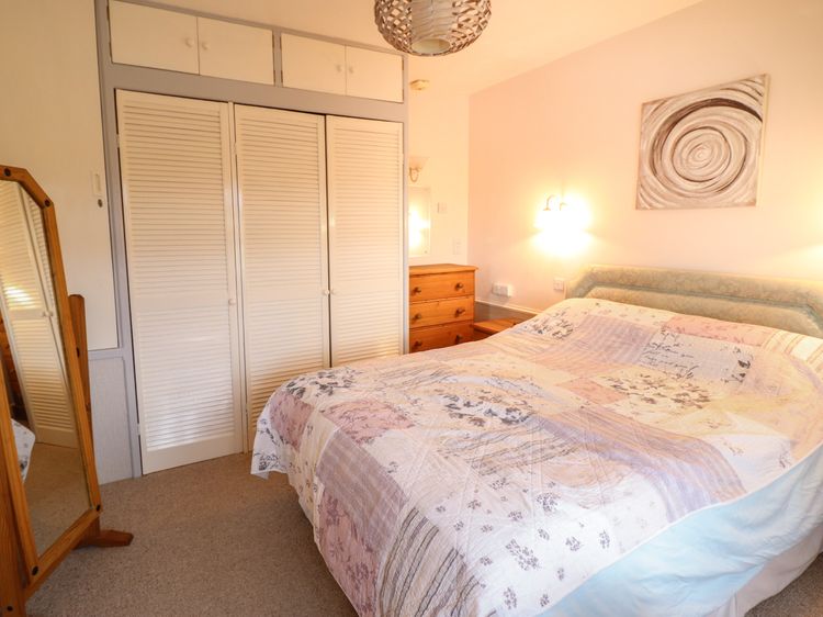 Morlyn Guest House Apartment, listing photograph 7