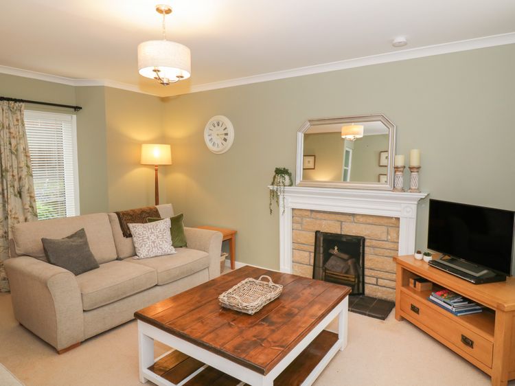 Greystones Cottage, listing photograph 3