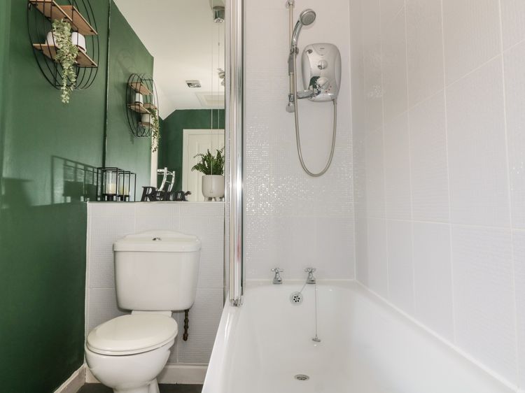 Greystones Cottage, listing photograph 12