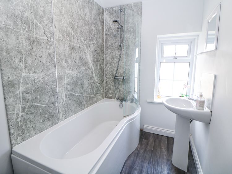 15 South Avenue Mews, listing photograph 12