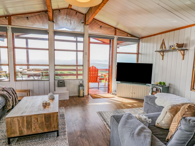 Top Of The World Lodge, listing photograph 4