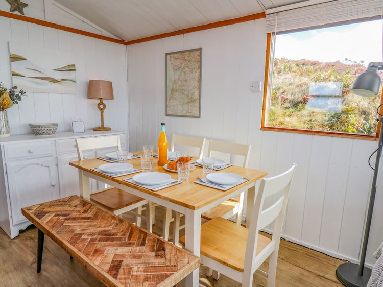 Top Of The World Lodge, listing photograph 9
