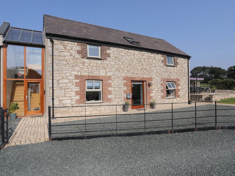 The Stables, listing photograph 2