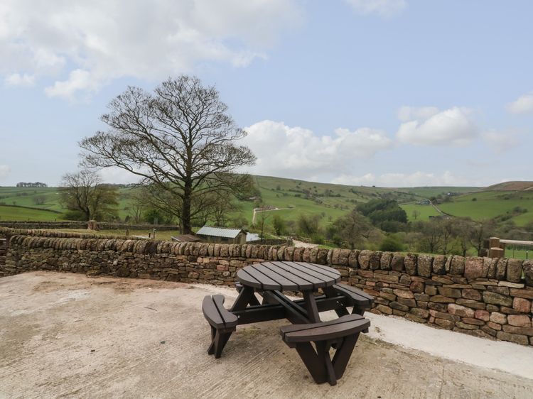The Piggery, listing photograph 2