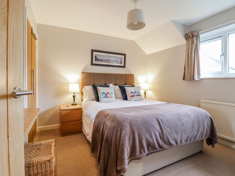 Green Cottage, listing photograph 6