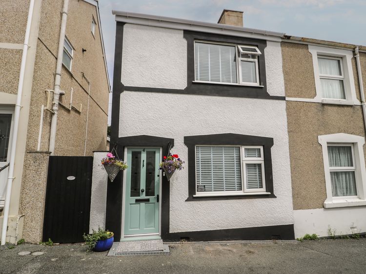 Mid Haven Cottage, listing photograph 2