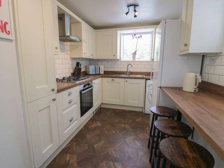 Mid Haven Cottage, listing photograph 10