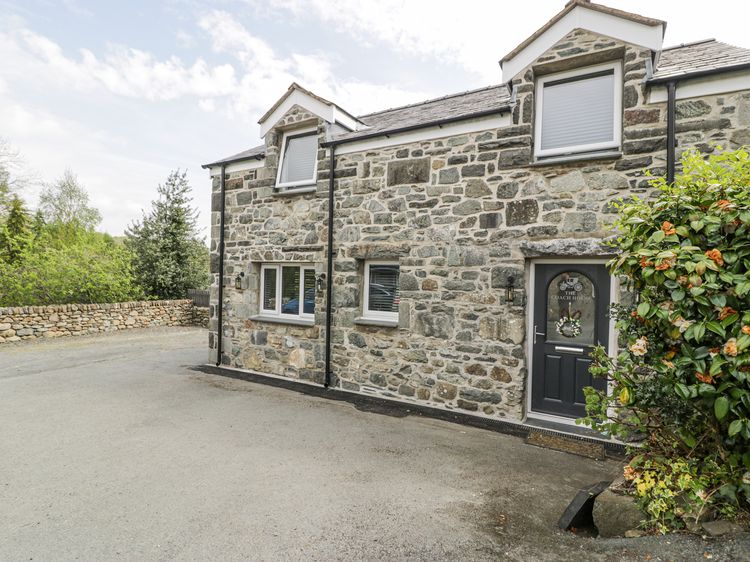 The Coach House, listing photograph 2