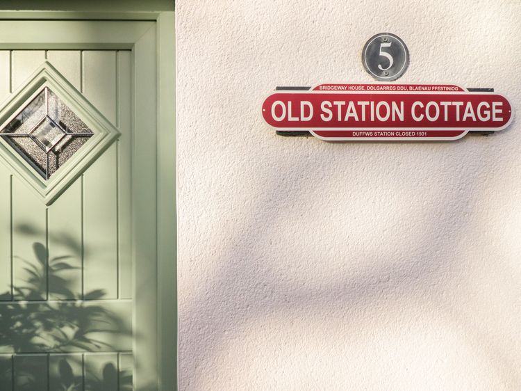 Old Station Cottage, listing photograph 3