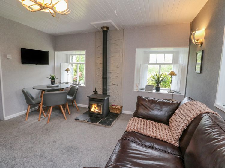 Inglis Nook Cottage, listing photograph 4