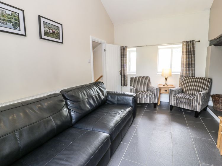 Tan Y Ffordd, listing photograph 5