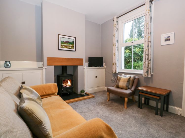 7 Railway Cottages, listing photograph 3
