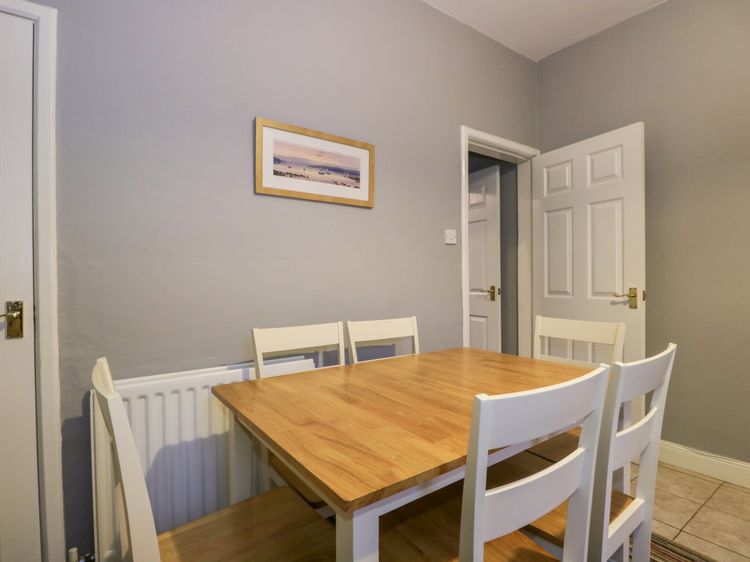 7 Railway Cottages, listing photograph 11