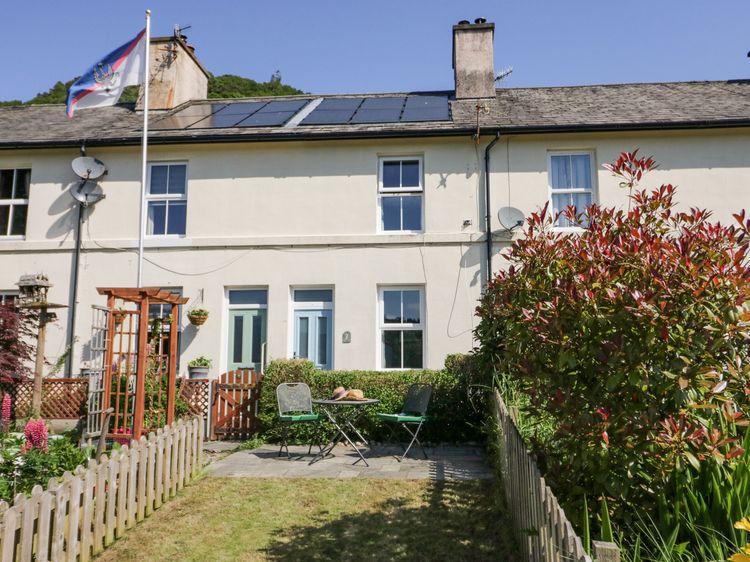 7 Railway Cottages
