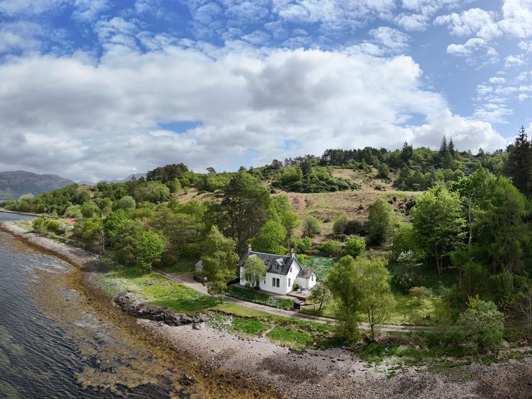 Rhunacairn, listing photograph 2