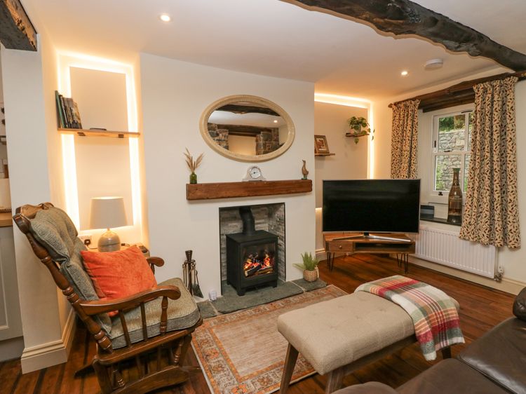Style Cottage, listing photograph 4