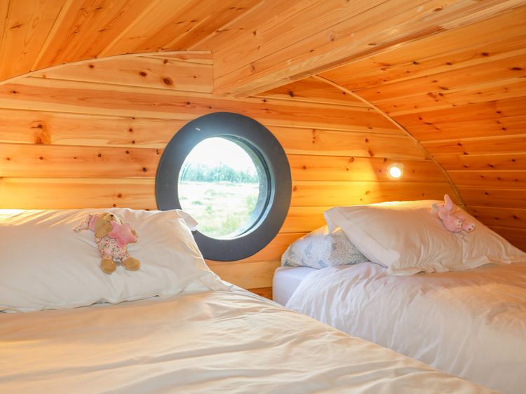 The Hideaway Pod, listing photograph 12
