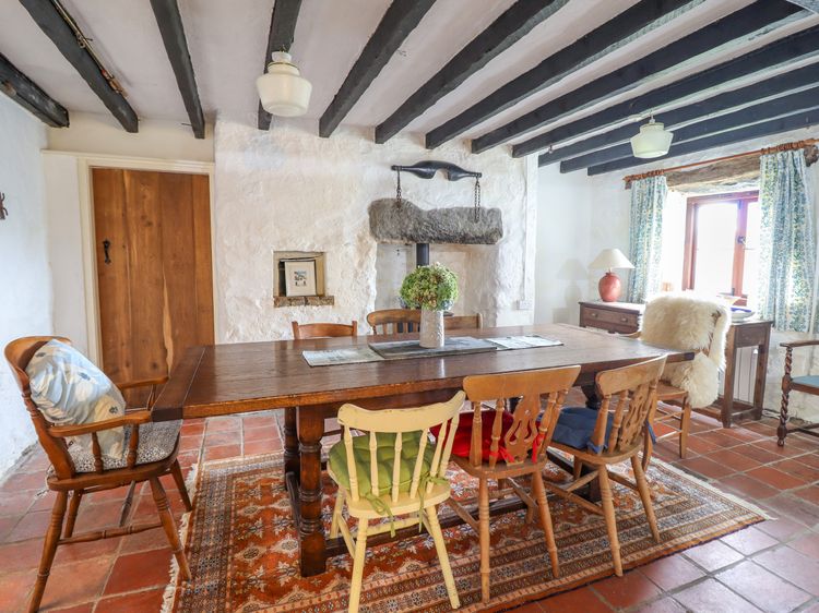 Ty Newydd Uchaf, listing photograph 7