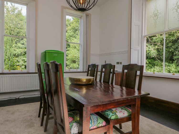 The Residence, listing photograph 12
