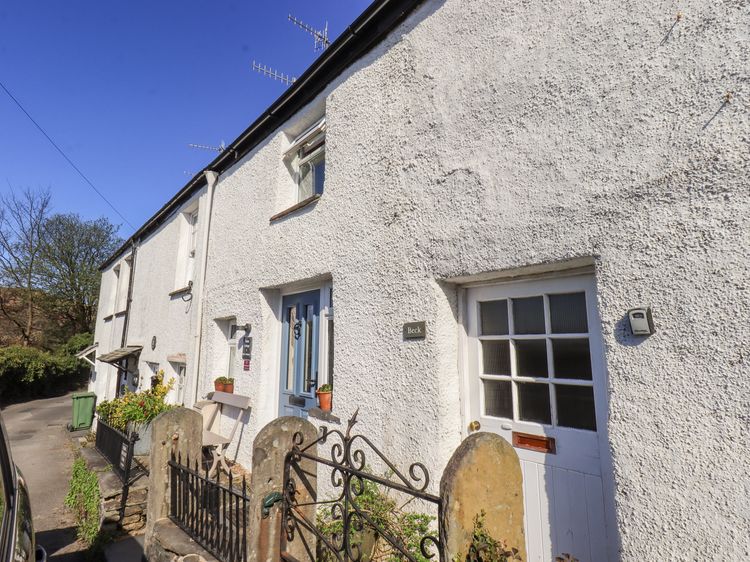 Violet Cottage, listing photograph 2