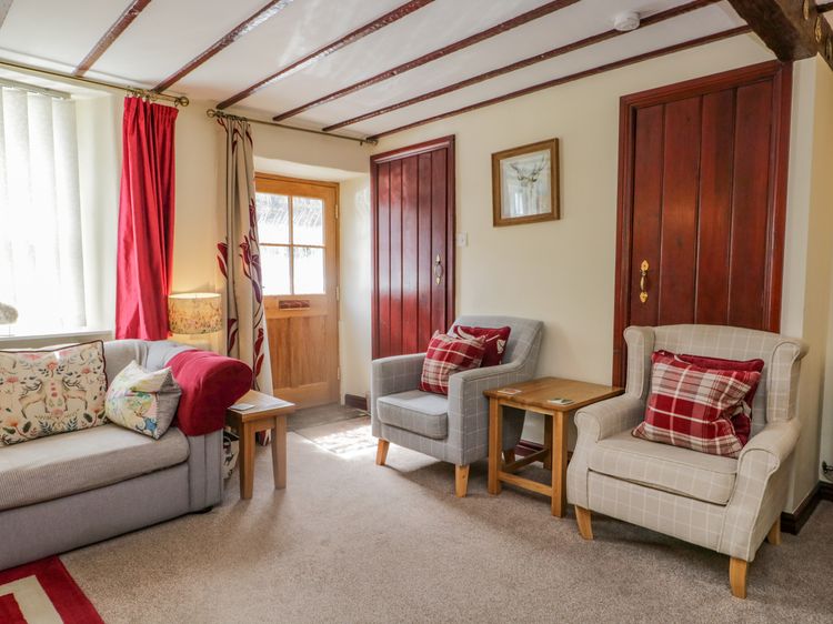 Anniversary Cottage, listing photograph 3