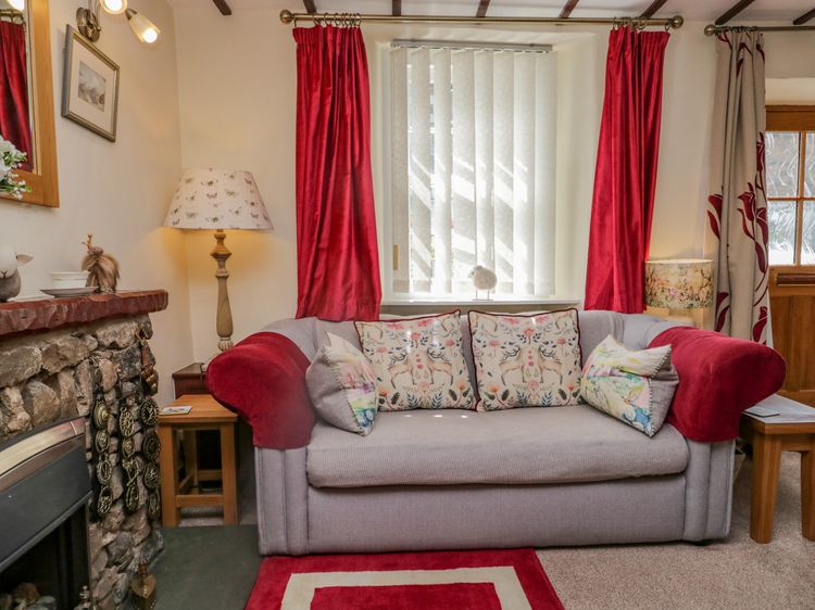 Anniversary Cottage, listing photograph 4