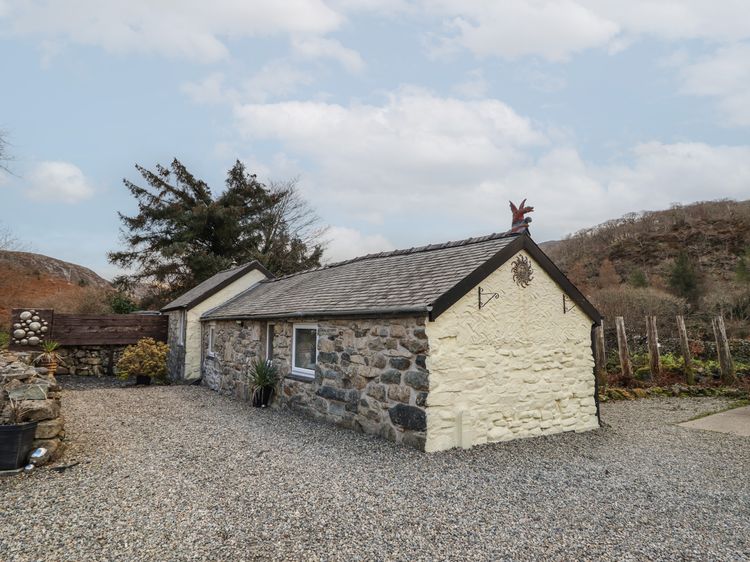 Tyn Y Cefn, listing photograph 2
