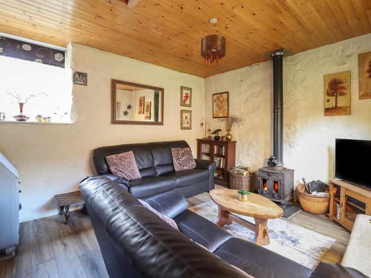 Tyn Y Cefn, listing photograph 6