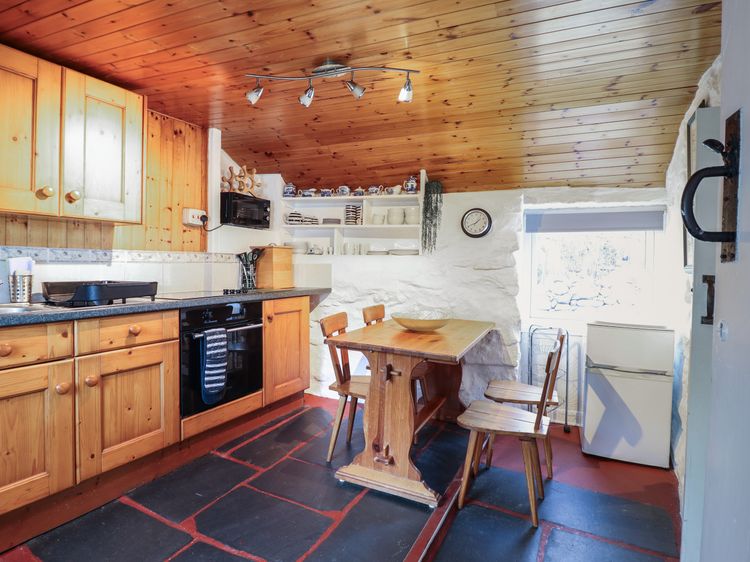 Tyn Y Cefn, listing photograph 7