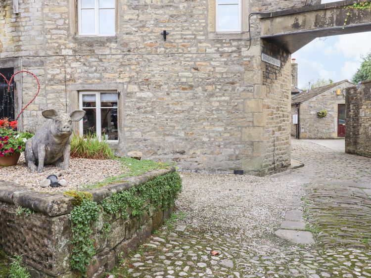 Squint Cottage, listing photograph 2