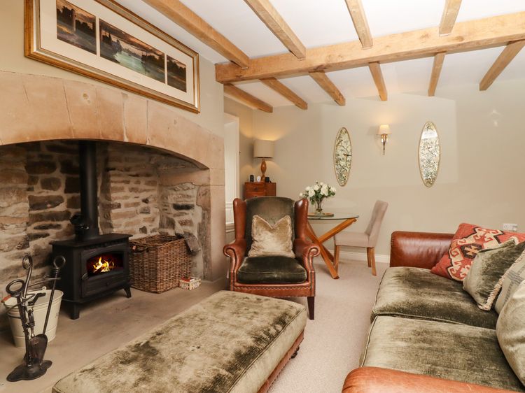Squint Cottage, listing photograph 6