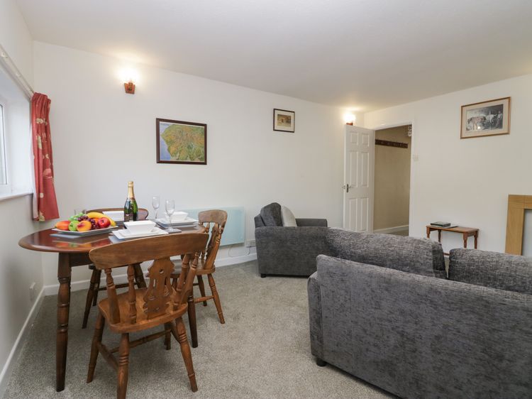 Newfield Apartment 2, listing photograph 7