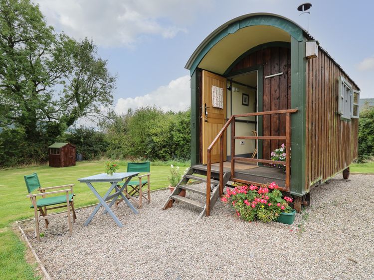 Brown Hare Shepherds Hut, listing photograph 2