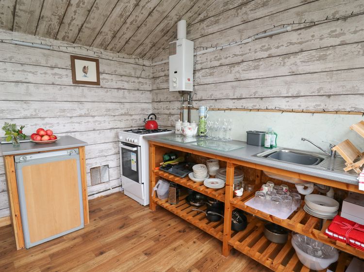 Sweet Briar Shepherds Hut, listing photograph 12