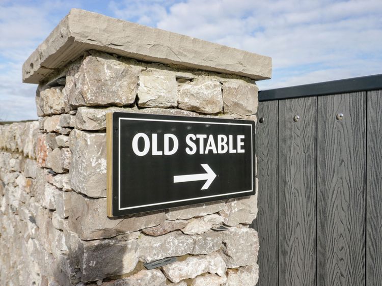 Old Stable, listing photograph 4