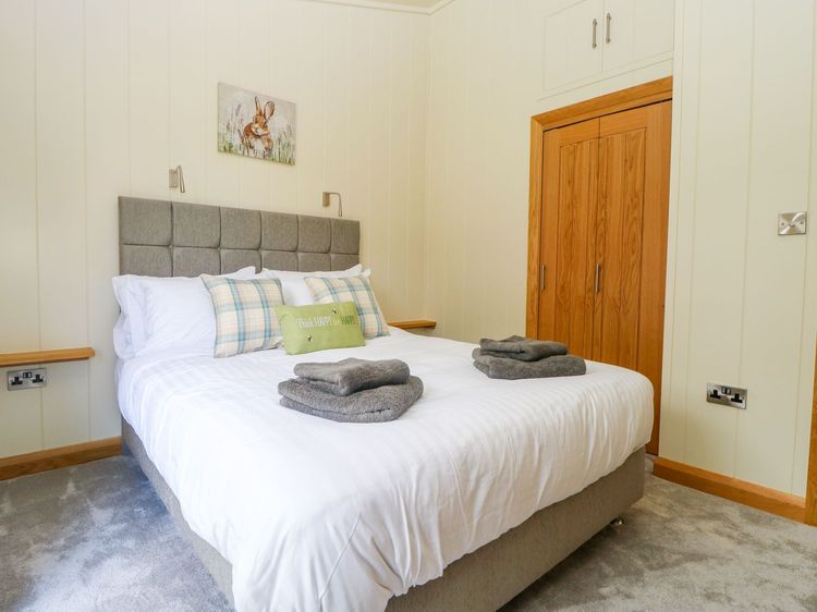 Robin Lodge, listing photograph 8