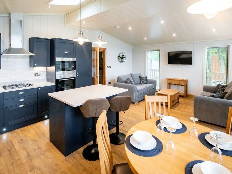 Bluebell Lodge, listing photograph 9