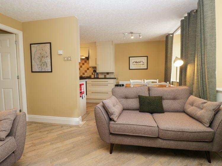 Jenny's, listing photograph 8