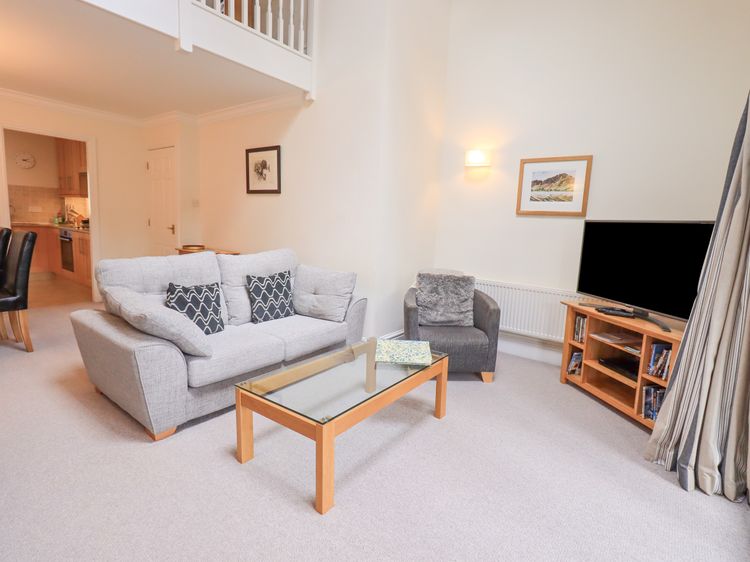 Beechside, listing photograph 3