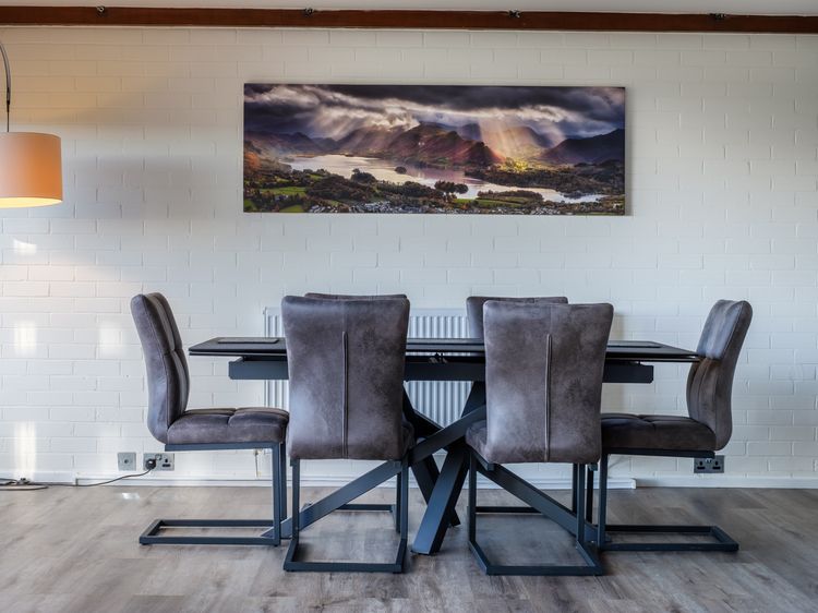 Paddock House, listing photograph 10