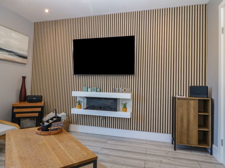 Ty Glan Morfa, listing photograph 3